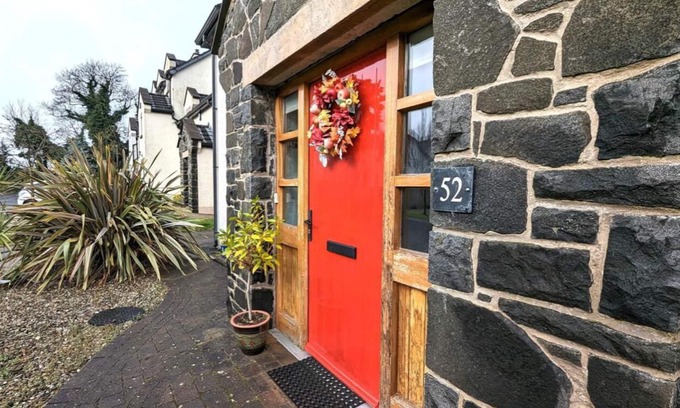 Dunadry Apartment | Dunadry Retreat -Spacious 2 bedroom ground floor apartment