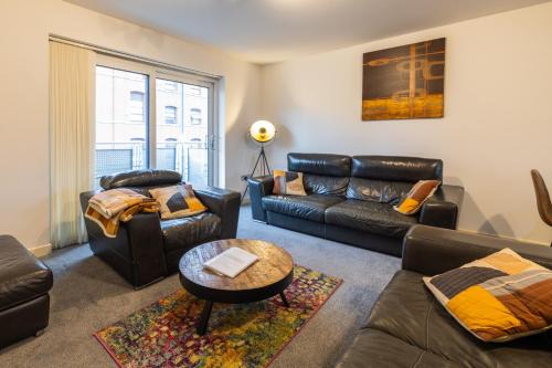 Dundee Apartment | Dundee City centre apartment - 3 bedrooms sleeps 6
