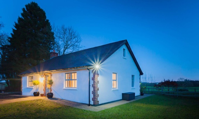 Randalstown Cottage | Duneden Cottage and grounds