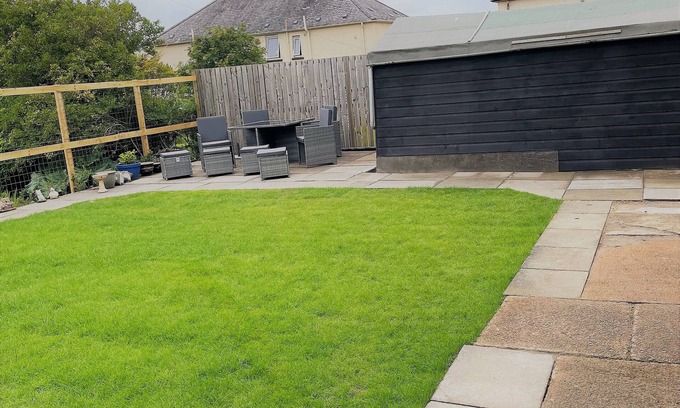 St. Andrews House | Dunfleein - dog friendly home near the centre of St Andrews