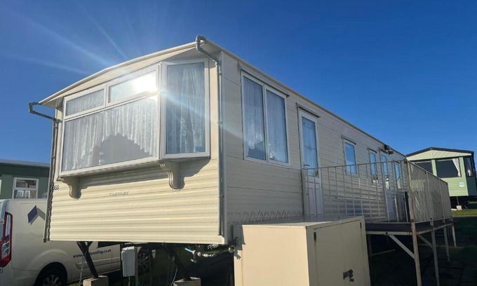 Flamborough House | Dunlin Dell at Thornwick Bay, Haven site