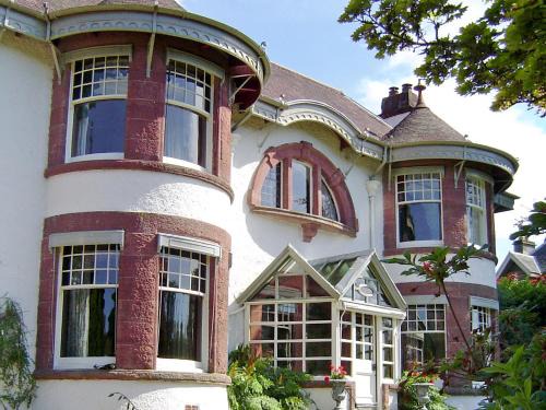 Aberfeldy House | Dunvarlich House