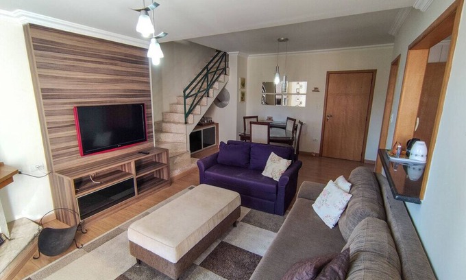 Vila Iara Apartment | Duplex c lareira e conforto em Campos do Jordão/SP