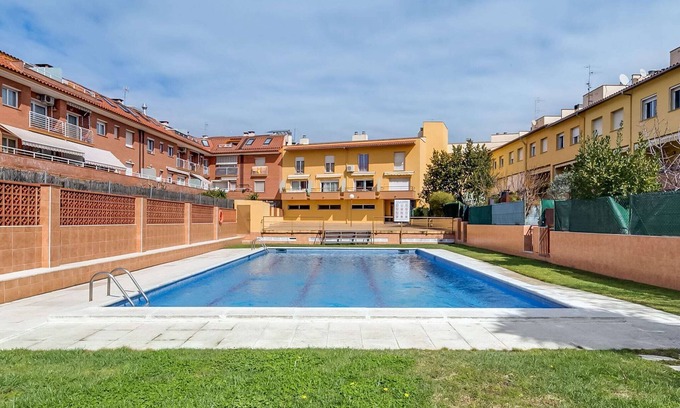 Palafolls Apartment | Duplex in Palafolls near Marineland & Beaches