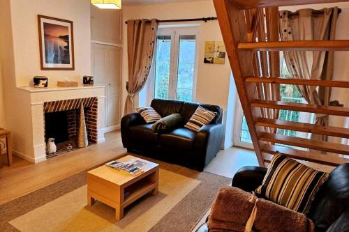 Cauterets Apartment | Duplex moderne avec vue montagne