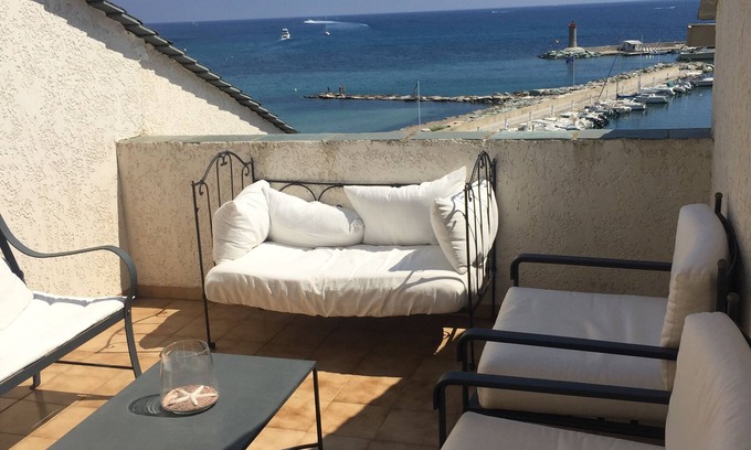 Macinaggio Apartment | Duplex * panoramic sea/mountain terrace, feet in the water, with parking
