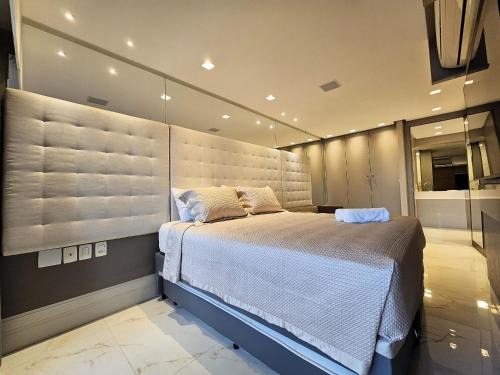 Tambau House | Duplex Penthouse at Holanda's Prime