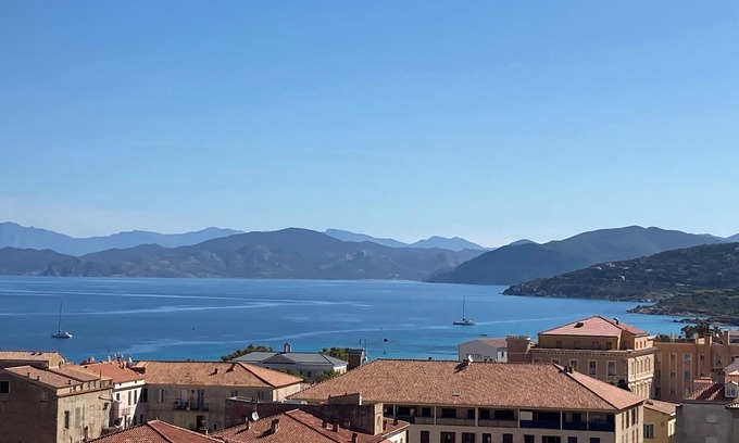 L'Ile-Rousse Apartment | Duplex quiet residence, sea and mountain view, near downtown, beach at 300m
