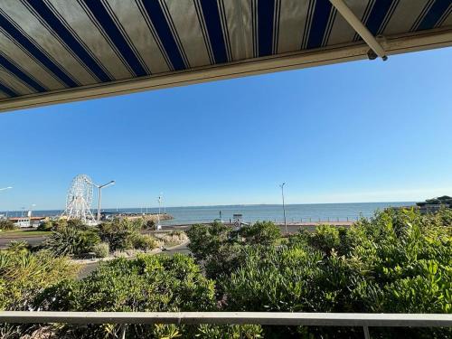 La Celle-sous-Gouzon Apartment | Duplex vue mer,direct plage