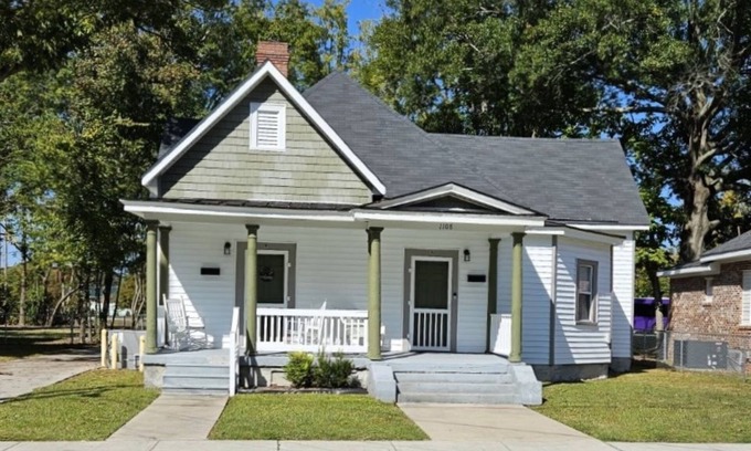 Greenville Apartment | Duplex2 at Chestnut near ECU and ECU Health