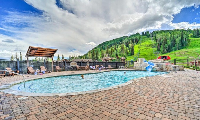 Purgatory Apartment | Durango Resort Condo with Balcony and Mtn Views!