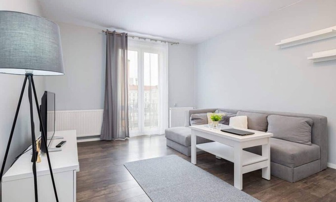 West Pomeranian Voivodeship Apartment | Dworcowa 2 | Bright Apartment | 600 m to the Beach