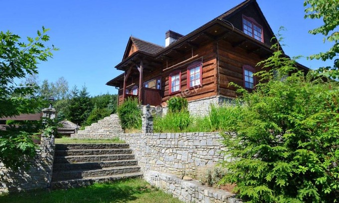 Bardo Villa | Dworek Myśliwski
