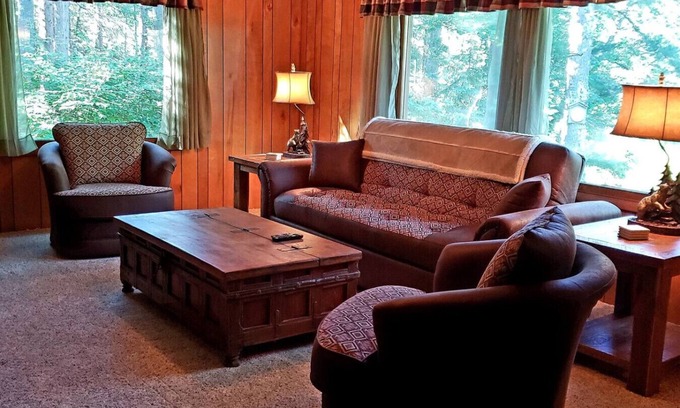 Conover Cottage | Eagle River/Conover House -Come Explore NearTrails