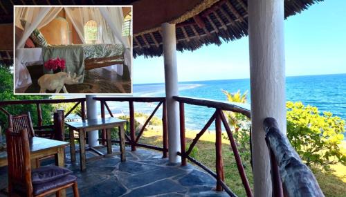 Shimoni House | Eagle Suite 38m2 in Villa 560 m2, Indian Ocean View