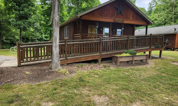 Clearville Cabin | Eagles Nest At Creekside Resort