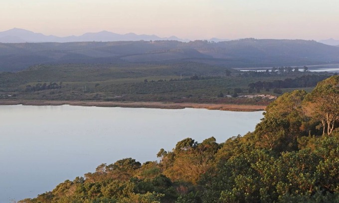 Sedgefield Resort | Eagles Nest Resort in the Garden Route has spectacular lake and mountain views
