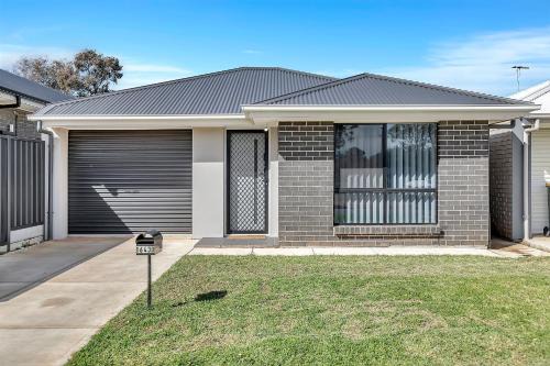 Salisbury East House | East Haven Creek