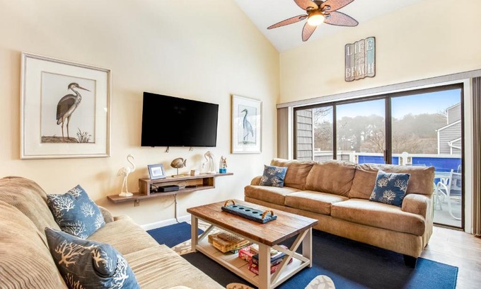 Fenwick Island Apartment | East of the Sun - 39620 East Sun Drive #726