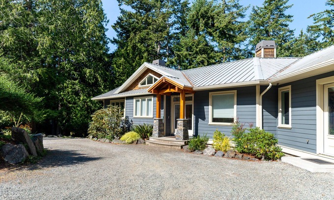 East Sooke House | East Sooke Hideawy,TOP VIEW,180° SEA VIEW