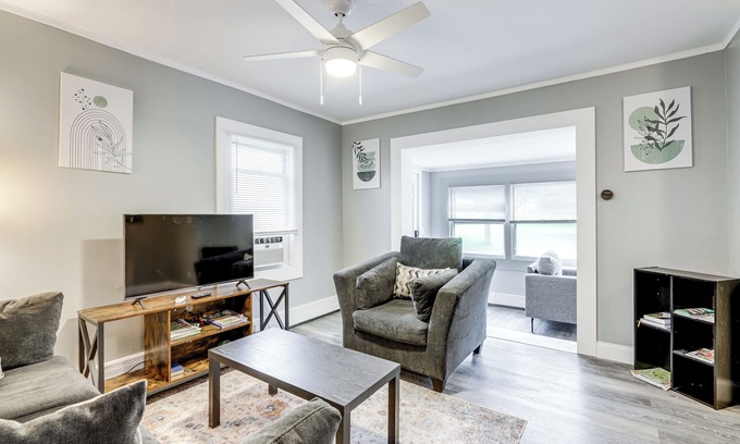 Easthampton Apartment | Easthampton Apartment Near Breweries & Rail Trail!