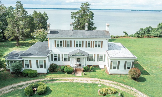 Spring Grove House | Eastover Manor is a James 19th Century Plantation Home