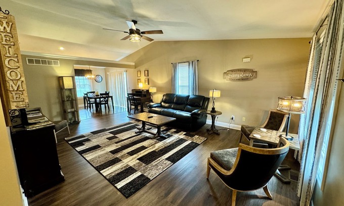 Wilmington Condo | Easy Street-The Rustic Equestrian 2.8 miles to WEC
