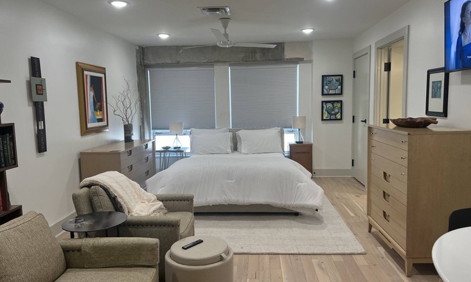 Tupelo Apartment | Easy walk to restaurants, coffee and ice cream shops, retail shopping, and more!