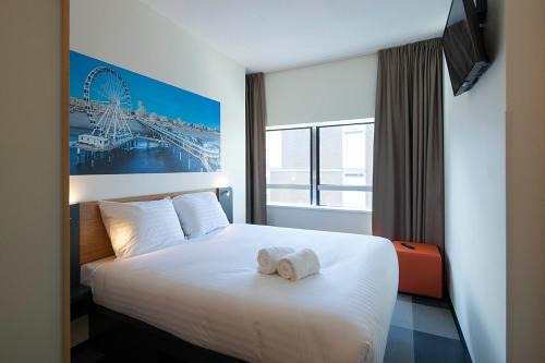 Scheveningen Badplaats Hotel | easyHotel The Hague Scheveningen Beach