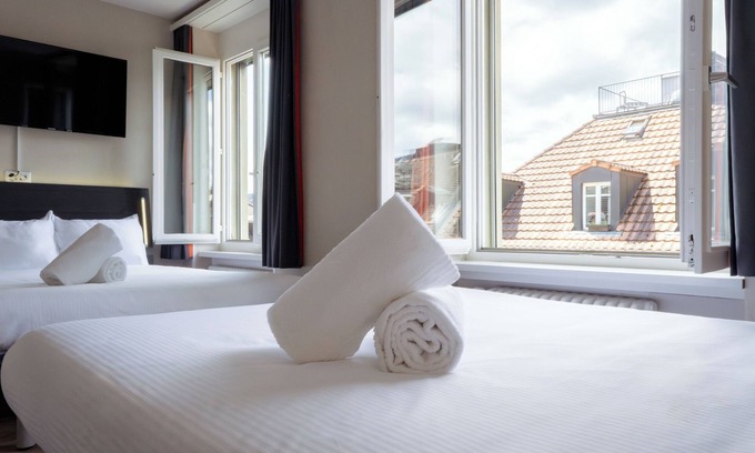 Center Hotel | easyHotel Zurich City Main Station