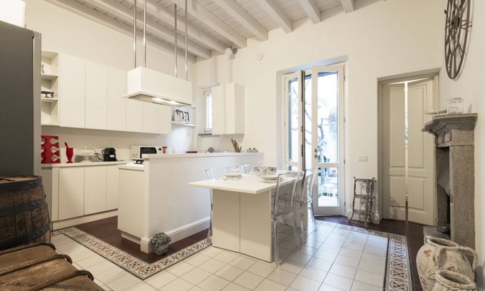 Zona Padova Apartment | Easylife - Private house with garden in Nolo