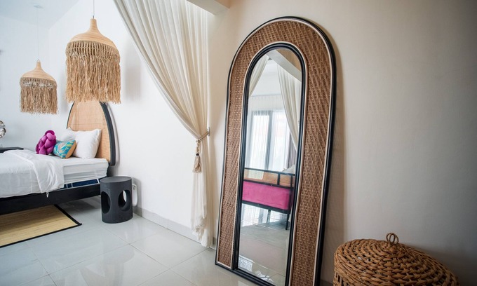 Padonan Villa | Eccentric 3 BR Villa LUNA with Private Pool near Atlas, Finns, Berawa Beach