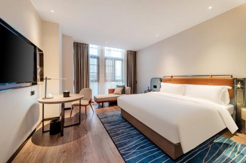 Wujiagang Hotel | Echarm Hotel Yichang East Railway Station