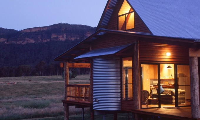 Kanimbla Cabin | Eco cabin (2bdrm) with VIEWS of Blue Mountains, near Blackheath