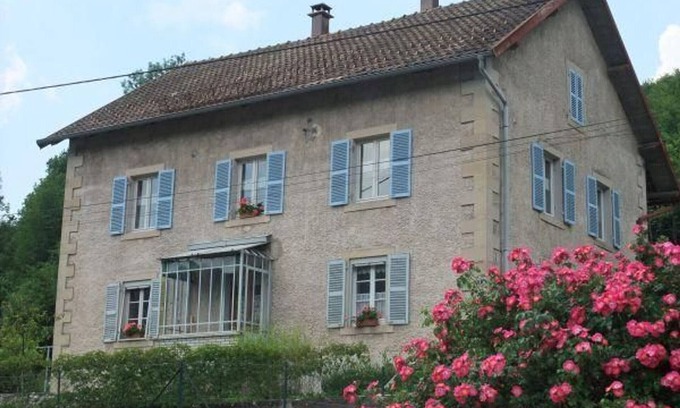 Plancher-les-Mines Cottage | Eco-renovated cottage with studio and wood stove near Ballon de Servance