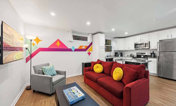 Phoenix Hill Apartment | Eco & Work-Friendly Stay Near NuLu & Downtown | #1