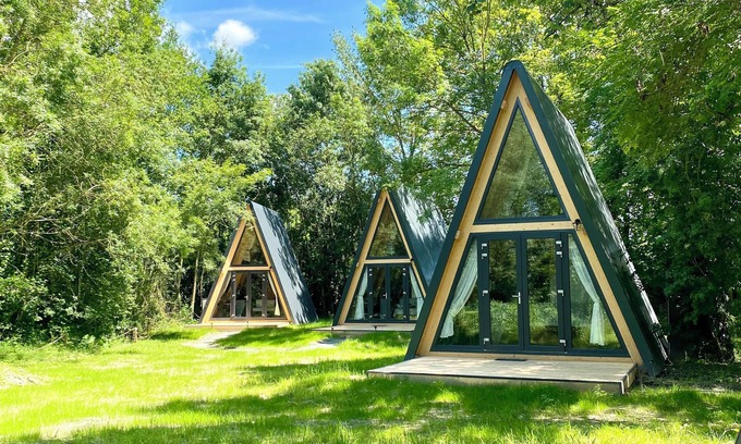 Les-Trois-Moutiers Ski Chalet | Ecolodge de Rêve Dans un Château de Conte de Fées