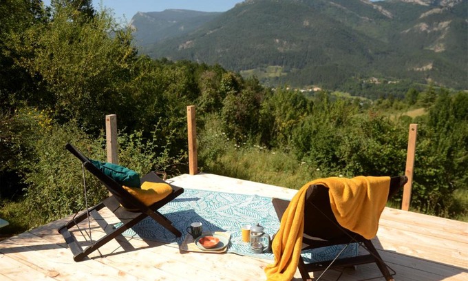 Die Other | Ecolodge de la Ferme du Chant de Cailloux