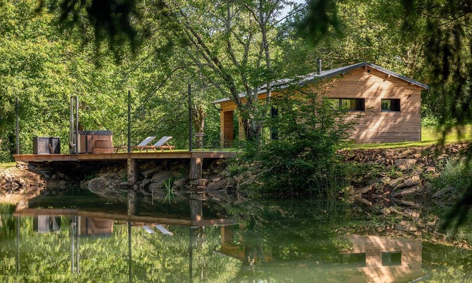Angoisse Ski Chalet | Ecolodge du petit étang