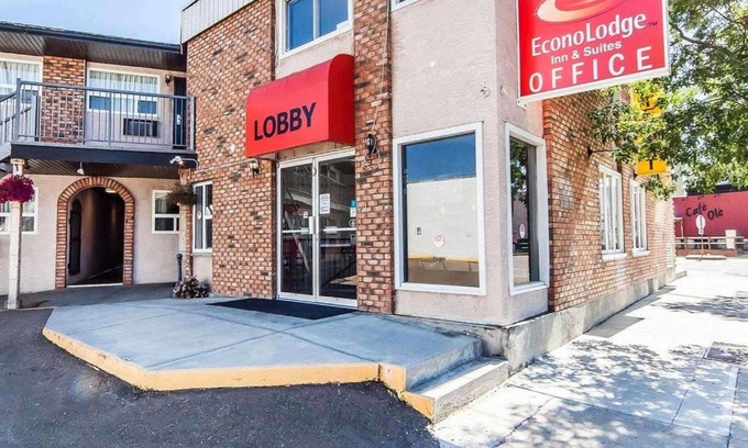 Drumheller Hotel | Econo Lodge Inn & Suites Drumheller