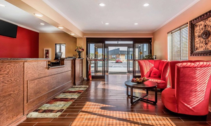 Boaz Hotel | Econo Lodge