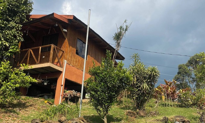 Carmen Cabin | "Ecos y Brisas del Poas" cozy cabins on the way to the volcano
