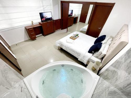 Las Penas Apartment | Ecusuites Jacuzzi Executive Dpto Riverfront l puerto santa ana