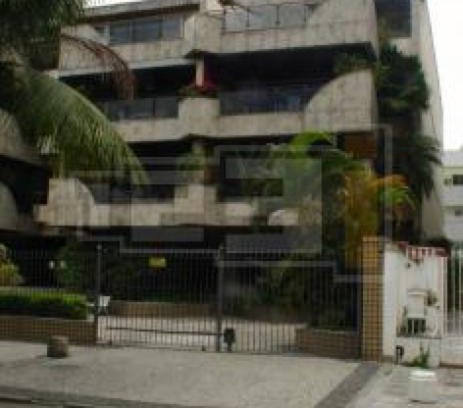 Barra da Tijuca House | Ed Firenze