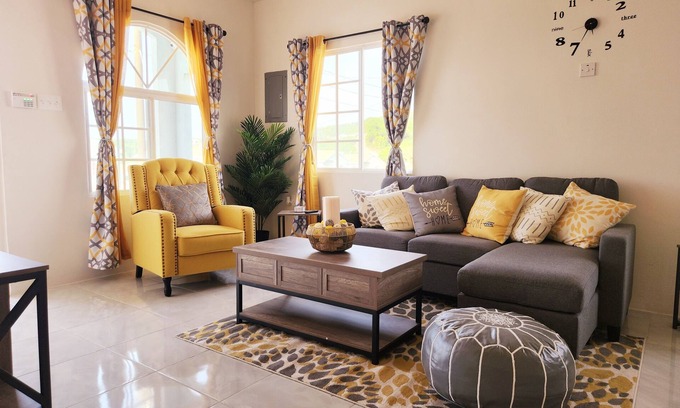 Discovery Bay House | Eden's Lodge - Your Home Away from Home