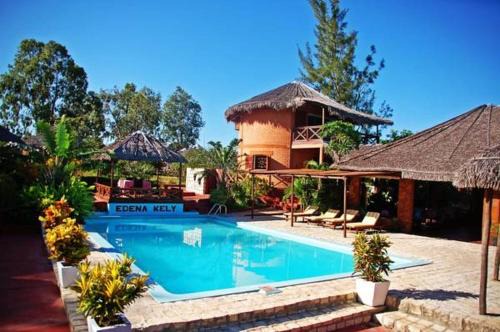 Mahajanga House | Edena Kely