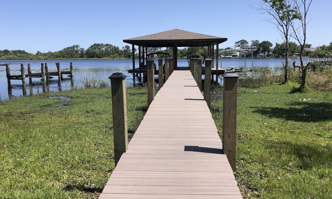 Sanford House | Edgewater lake house Sanford/Orlando near SFB