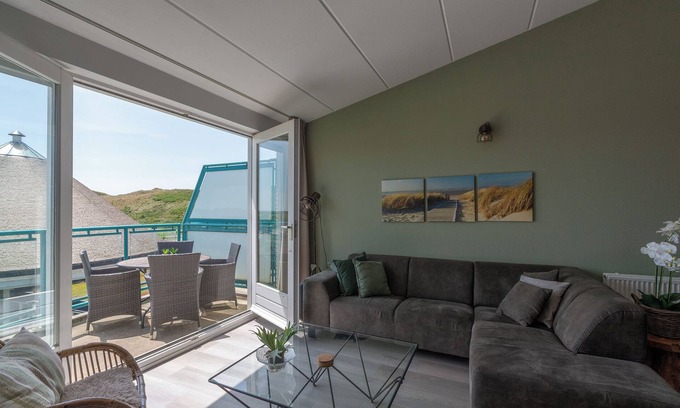 Julianadorp aan zee Apartment | Een Fantastisch Mooi Ingericht Appartement op Loopafstand van het Strand