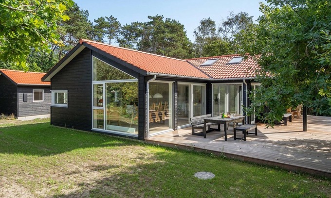 Hoeve Strand House | "Efka" - 175m from the sea by Interhome
