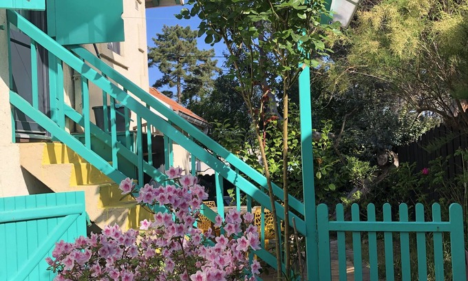 Lacanau-Ocean Apartment | Eglantine Apartment in beautiful, fully renovated Canaulaise villa